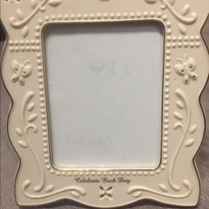 Cream Lenox Frame